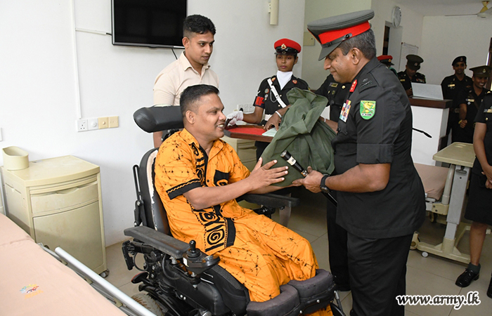 ආරක්‍ෂක සේනා ආඥාපති - වන්නි, අභිමංසල I සුවතා නිකේතනයේ සංචාරයක