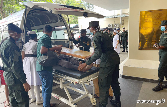 සෞඛ්‍ය අංශයේ වැඩ වර්ජනය හේතුවෙන් දීපව්‍යාප්ත රෝහල්වල දෛනික කටයුතු අඛණ්ඩක සිදුකරගෙන යාමට යුද්ධ හමුදාවේ දායකත්වය
