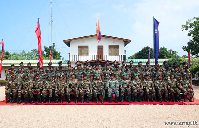 නව ආරක්‍ෂක සේනා ආඥාපති - යාපනය,  51 පාබල සේනාංක බලප්‍රදේශයේ නිල සංචාරයක