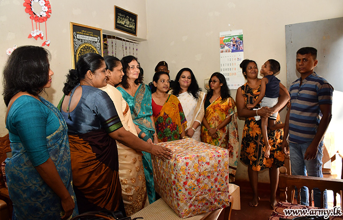 ශ්‍රී ලංකා සංඥා බලකා සේවා වනිතා ශාඛාව වෙතින් සුභසාධන වැඩසටහනක්