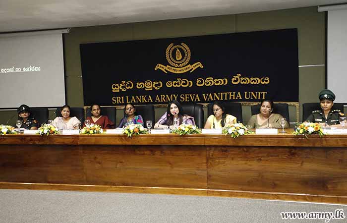 යුද්ධ හමුදා සේවා වනිතා ඒකකයේ මාසික මහසභා රැස්වීම යුද්ධ හමුදා මූලස්ථානයේදී පැවැත්වෙයි
