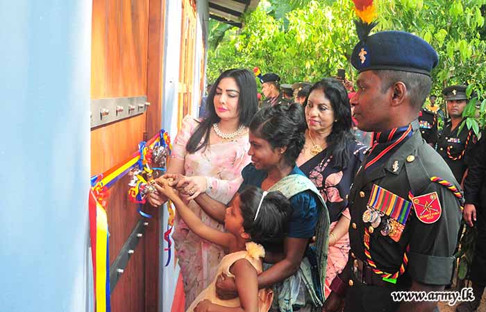 ශ්‍රී ලංකා යුද්ධ හමුදා විදුලි හා යාන්ත්‍රික ඉංජිනේරු බලකා සේවා වනිතා ශාඛාවේ මූලිකත්වයෙන් නව නිවසක් ඉදිකෙරේ