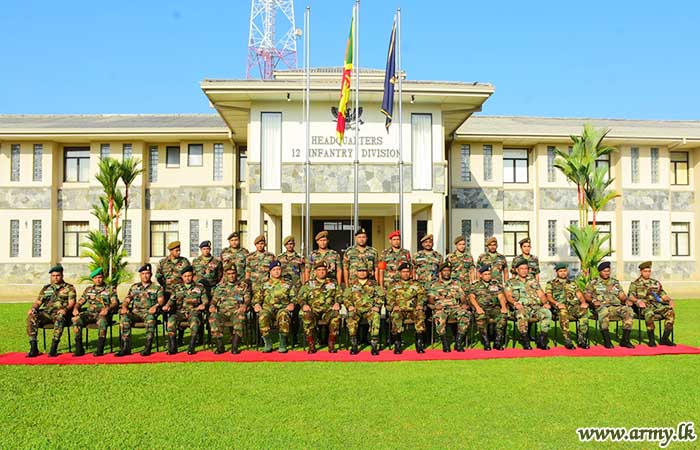 ආරක්‍ෂක සේනා ආඥාපති - මධ්‍යම සිය බලප්‍රදේශයේ සංචාරයක
