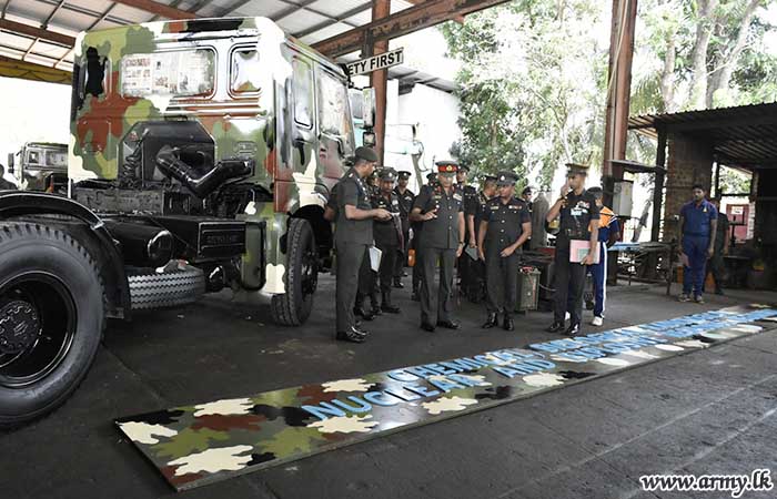 ඉංජිනේරු සේනාංකයේ සේනාංකාධිපති, ශ්‍රී ලංකා ඉංජිනේරු බලකායේ 16 වැඩපළ රෙජිමේන්තුවේ සංචාරයක