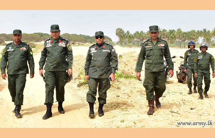 59 පාබල සේනාංකයේ සේනාංකාධිපතිතුමන් 593 පාබල බලසේනාවේ  සංචාරයක