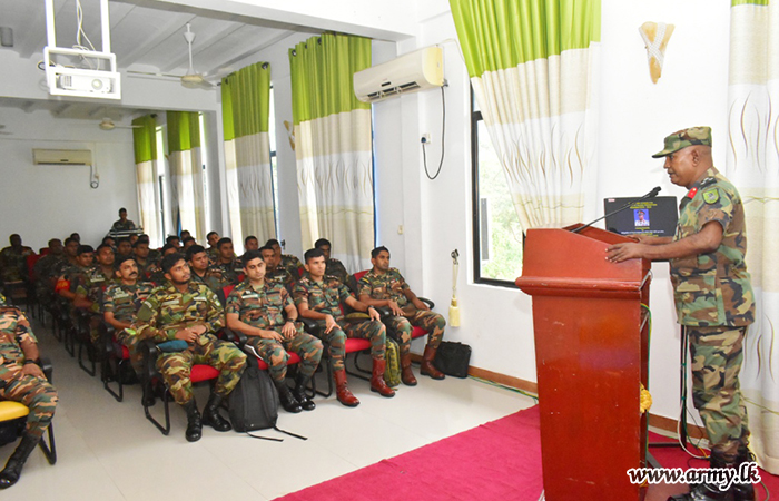 கிழக்கு பாதுகாப்புப் படைத் தலைமையகம் அதிகாரிகள் நிலை உயர்வு பரீட்சைக்கான பயிற்சி