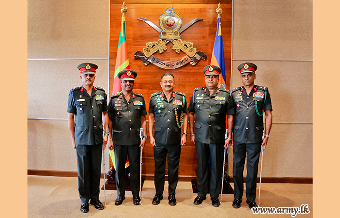 Newly-Promoted Major Generals Receive Symbols of Authority