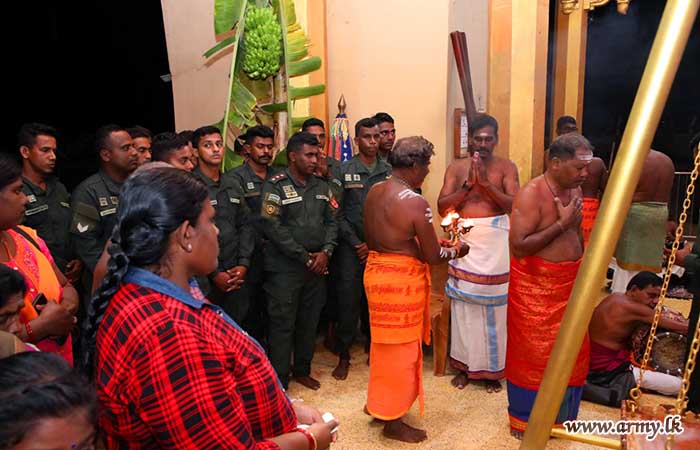 51 Division Troops Support the 'Traditional Diya Kapeema Ceremony' of Muthumari   Amman Temple