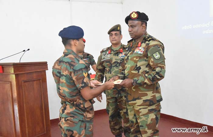 Tamil Language Course Concludes at 22 Infantry Division HQ