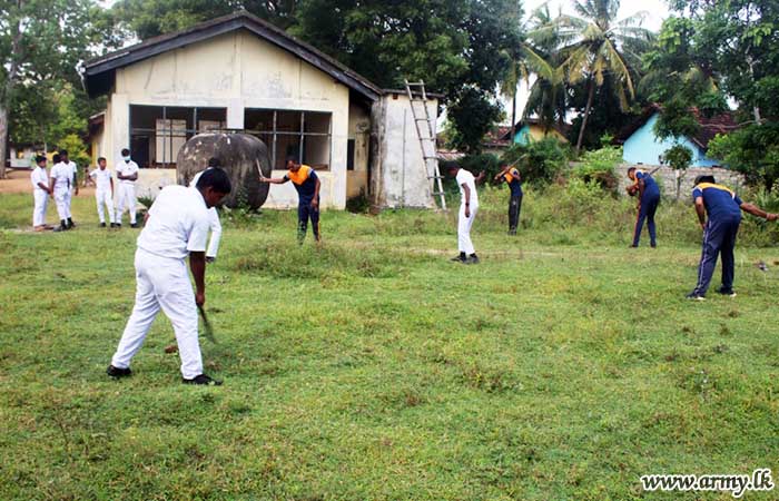14 SLSR Organizes Dengue Awareness Program and Cleaning Drive at Pottuvil Sinhala School