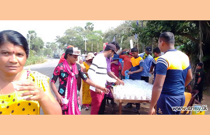 54 Infantry Division Troops Assist Devotees during Annual 'Pada Yathra' Pilgrimage