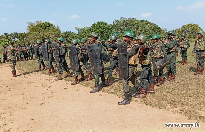 11 ශ්‍රී ලංකා කාලතුවක්කු හමුදාවේ බළඇණි පුහුණු පාඨමාලාව සාර්ථකව අවසන්