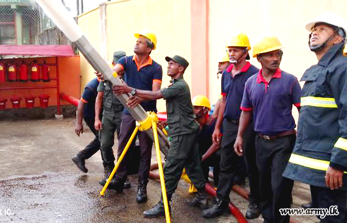 19 SLNG Troops Undergo Fire Fighting Training