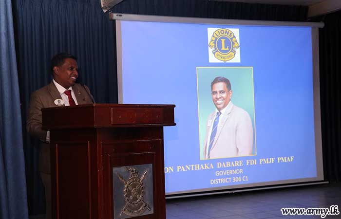 යුද්ධ හමුදා පොදු සේවා බලකා සේවා වතිතා ශාඛාවේ මූලිකත්වයෙන් සියදිවි නසාගැනීම් වැළැක්වීම සම්බන්ධයෙන් දේශන මාලාවක් 