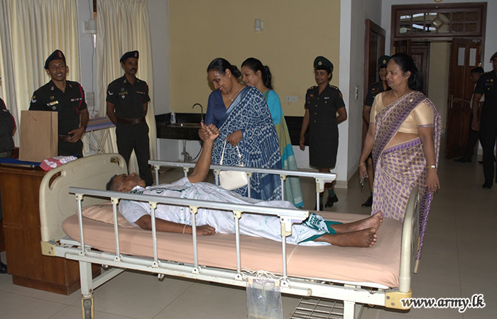 ශ්‍රී ලංකා ඉංජිනේරු බලකා සේවා වනිතා ශාඛාවේ සාමාජිකාවන් මිහිඳු සෙත්මැදුර සුවතා නිකේතනයේ සංචාරයක