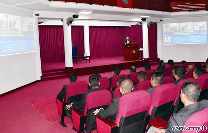 Army War College Hosts Lecture on Leadership Challenges