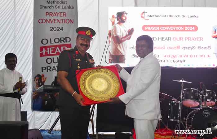 Sri Lanka Methodist Community Appreciates the Services of the Commander Security Forces - East 