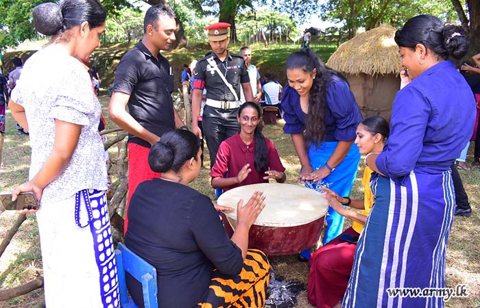 11 පාබල සේනාංකය අලුත් අවුරුදු සමරයි