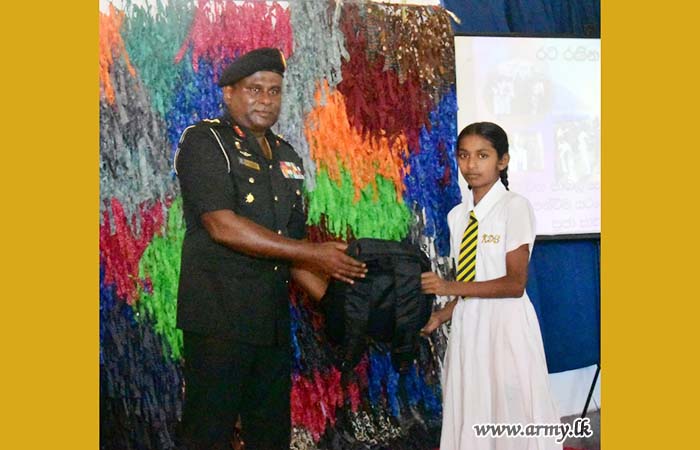 22 Infantry Division Distributes Sachool Accessories and Dry Ration Packs 