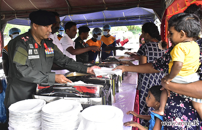 58 Infantry Division Organises Vesak Zone and Bath Dansala