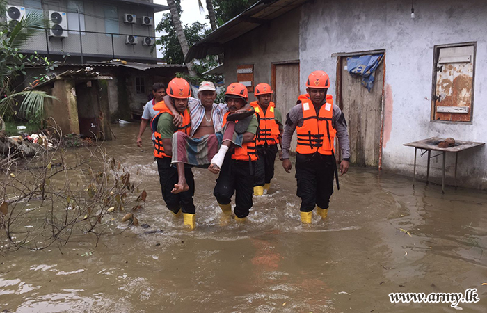 Flood Relief & Rescue Operations of Army Troops in Full Swing Continue