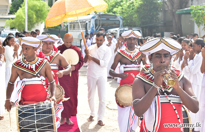 යුද්ධ හමුදා තූර්ය වාදක හා රංග කලා අධ්‍යක්‍ෂ මණ්ඩලයේ මූලිකත්වයෙන් ධර්ම දේශනාවක් පැවැත්වේ