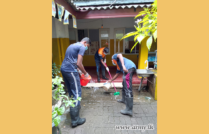 14 Vijayabahu Infantry Regiment Conducts Cleaning Campaign