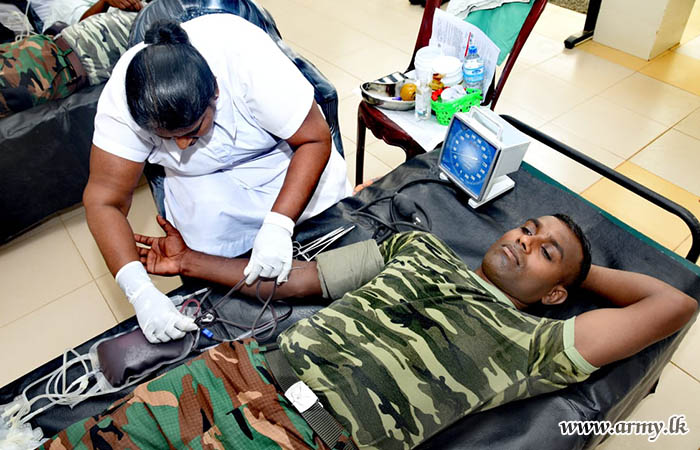 இலங்கை இராணுவ விவசாயம் மற்றும் கால்நடை படையணியினால் இரத்த தானம்