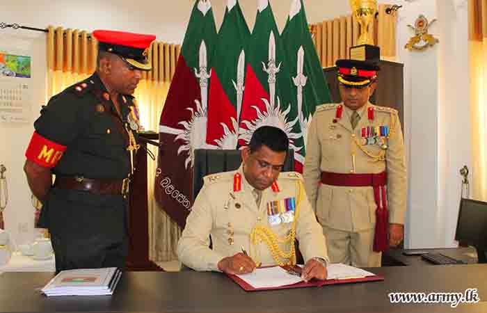 52 පාබල සේනාංකයේ නව සේනාංකාධිපති රාජකාරි අරඹයි