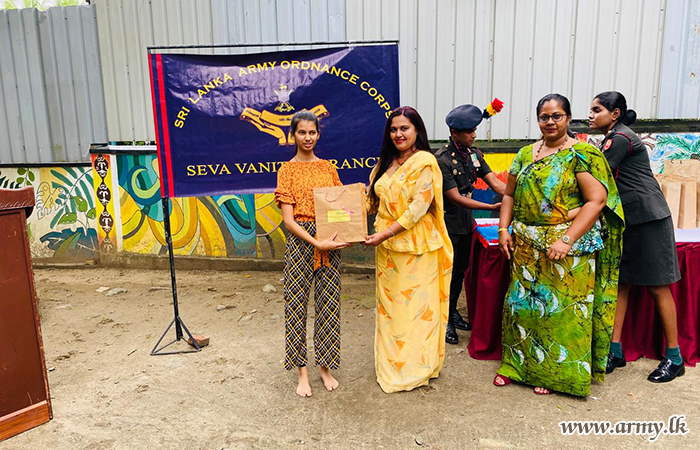 இலங்கை இராணுவ போர் கருவி படையணி சேவை வனிதையரால் நன்கொடை திட்டம்