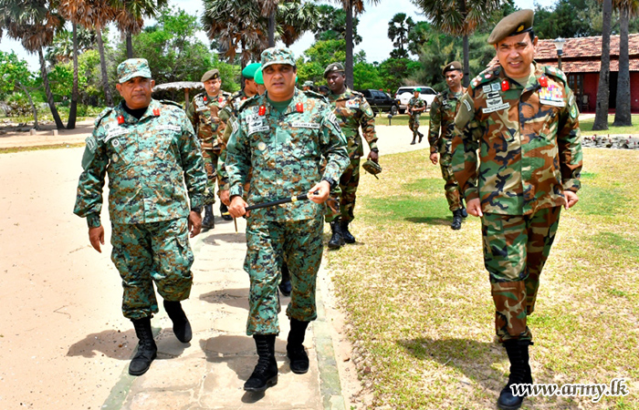 ආරක්‍ෂක සේනා ආඥාපති - වන්නි, 59 පාබල සේනාංකයේ නිල සංචාරයක