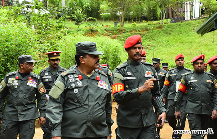ආරක්‍ෂක සේනා ආඥාපති - මධ්‍යම සිය බලප්‍රදේශයේ සංචාරයක