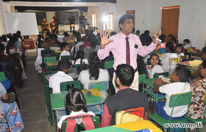 19 SLNG Hosts Mathematics Seminar for Grade 5 Students