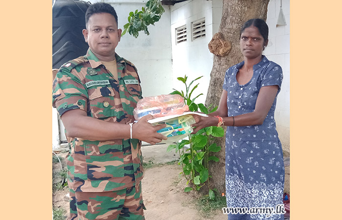 55 Infantry Division Support Low- Income Family in Kilinochchi