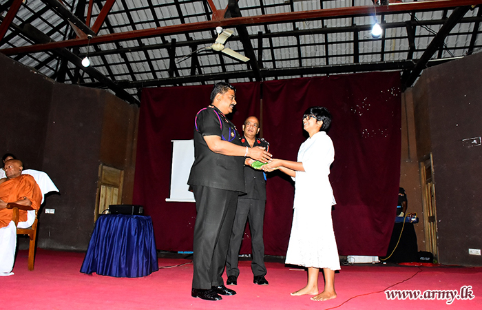 SF-Central Awards Scholarship to War Hero's Daughter