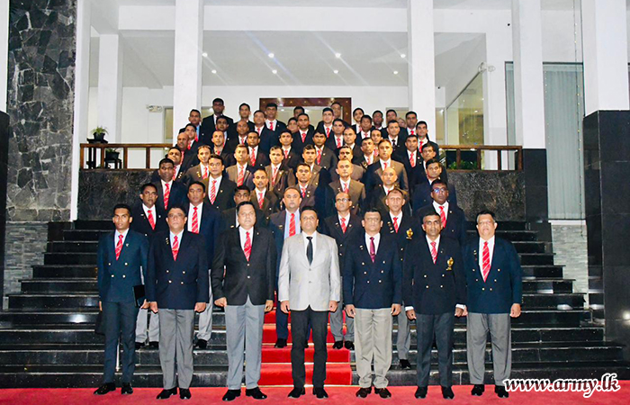 Armoured Brigade Hosts Diners' Club Event