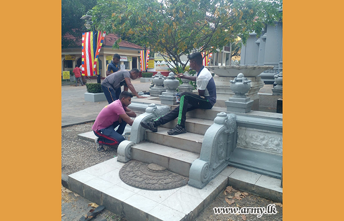 Cleaning at Bellanwila Rajamaha Viharaya for 74th Esala Maha Perahera Festival