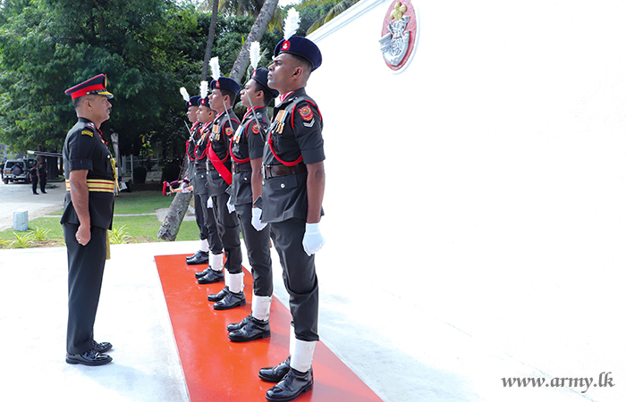 ශ්‍රී ලංකා යුද්ධ හමුදා ස්වේච්ඡා බලසේනාවේ නියෝජ්‍ය සේනාවිධායක නිල සංචාරයක