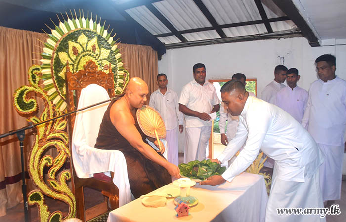 19 SLNG Troops Organize 'Kavi Bana' at Laxapana Central College