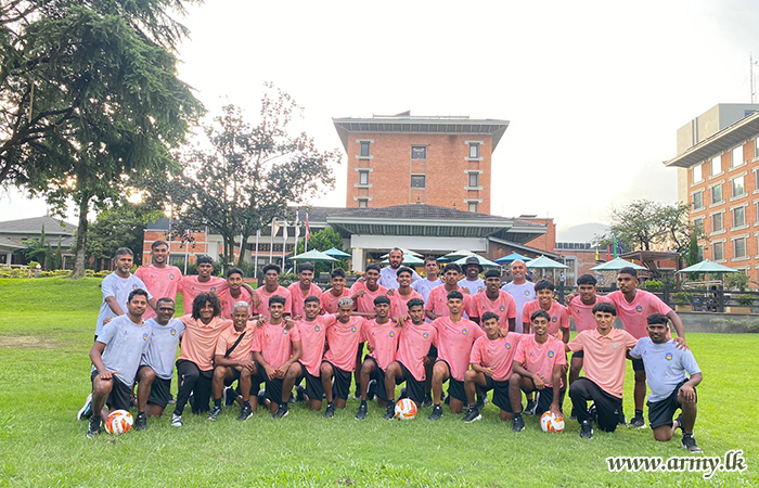 වයස අවුරුදු 20 න් පහළ ජාතික පාපන්දු කණ්ඩායම මේජර් ජෙනරල් කේ.ඒ.යු කොඩිතුවක්කු ආර්එස්පී යුඑස්පී පිඑස්සී අයිජි යටතේ නේපාලයට