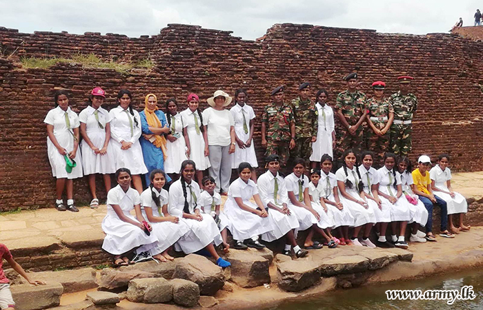 22 Infantry Division Organises Educational Trip for Children at Revatha Children's Home