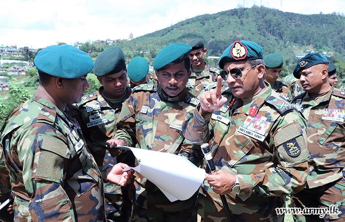 ශ්‍රි ලංකා ස්වේච්ඡා බලකායේ සේනාවිධායක 3 ශ්‍රි ලංකා සිංහ රෙජිමේන්තුවේ සංචාරයක