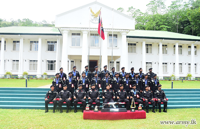 ආරක්‍ෂක සේනා ආඥාපති - වන්නි විසින් 2024 යුද්ධ හමුදා අන්තර් රෙජිමේන්තු සංග්‍රාමික වෙඩි තැබීම් තරඟාවලියේ ශූරයින්ගේ දක්ෂතා අගයයි