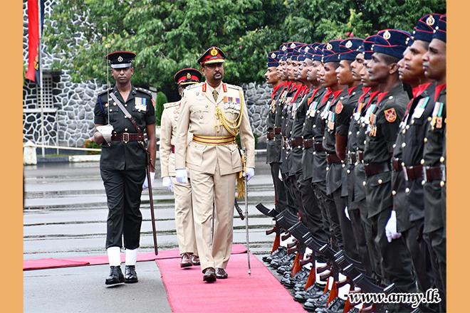 විශ්‍රාම දිවියට එළඹෙන මේජර් ජෙනරල් ආර්.එම්.එම්. රණසිංහ ඩබ්ලිව්ඩබ්ලිව්වී ආර්ඩබ්ලිව්පී ආර්එස්පී වෙත ශ්‍රී ලංකා ඉංජිනේරු බලකායෙන්  ගෞරවාචාර
