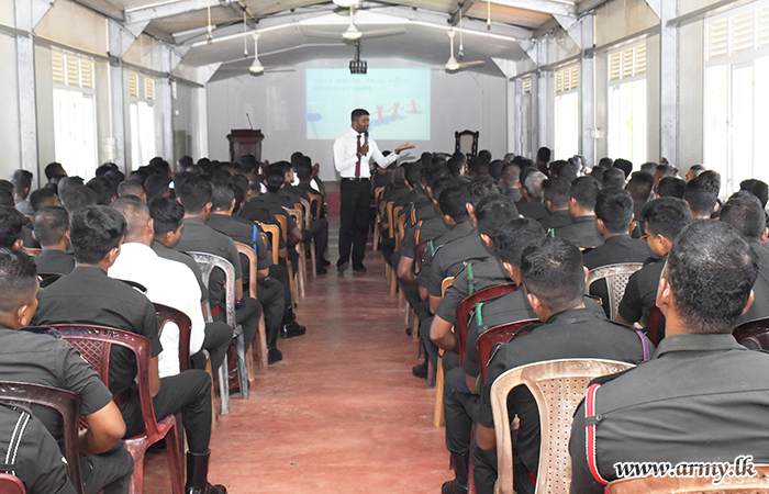 23 Infantry Division Conducts a Lecture Series