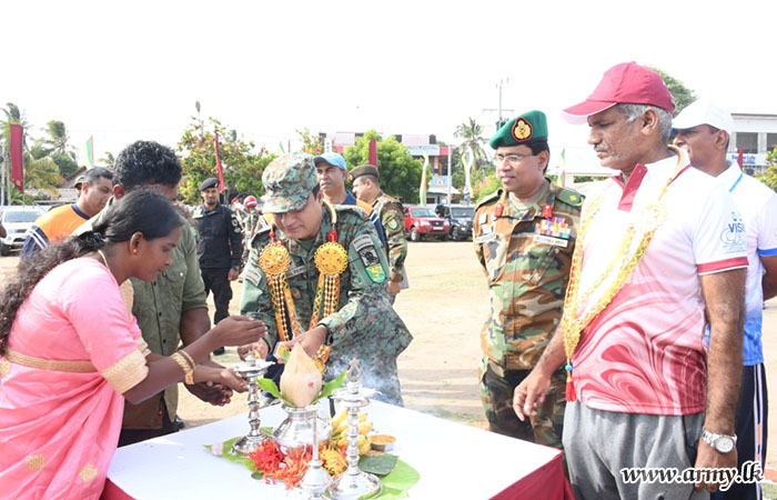 ආරක්‍ෂක සේනා ආඥාපති - වන්නි, වන්නි ප්‍රදේශයේ උත්සව මාලාවක් සඳහා සහභාගීවේ