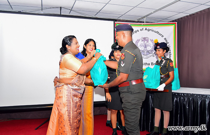 SLACAL - SVB Distributes Dry Ration Packs