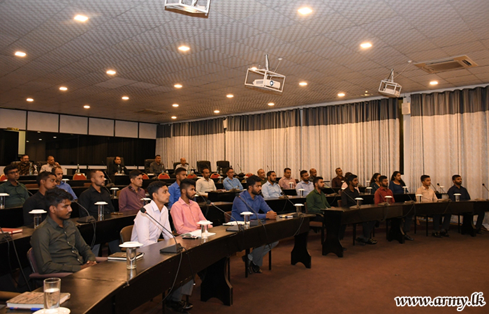 Lecture on Training and Cultivation of Personnel for Unmanned Counter Terrorism