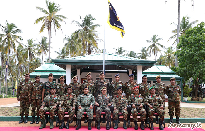 ආරක්‍ෂක සේනා ආඥාපති - බටහිර ක්ෂේත්‍ර සංචාරයක