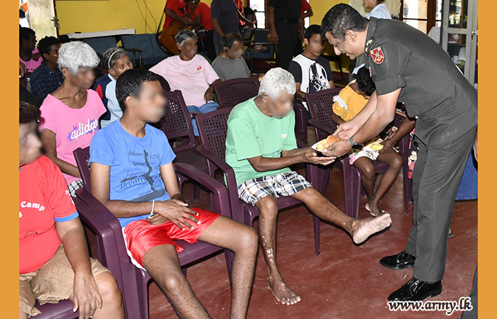 75 වන යුද්ධ හමුදා සංවත්සරය නිමිත්තෙන් ශ්‍රී ලංකා සන්නාහ සන්නද්ධ බලකායෙන් සමාජ සත්කාරක වැඩසටහනක්